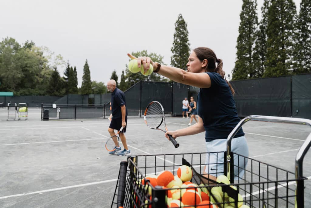 Leçons et programmes de tennis pour les juniors